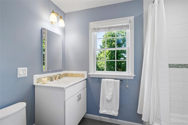 34 Sunny Ridge Road, Harrison, NY 10528