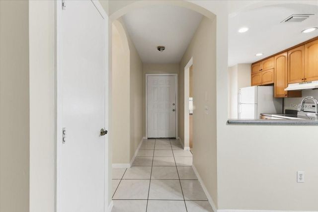 10507 PENDLETON AVENUE B, Englewood, FL 34224