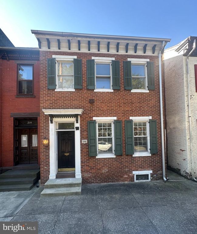 308 E MAIN ST, Mechanicsburg, PA 17055
