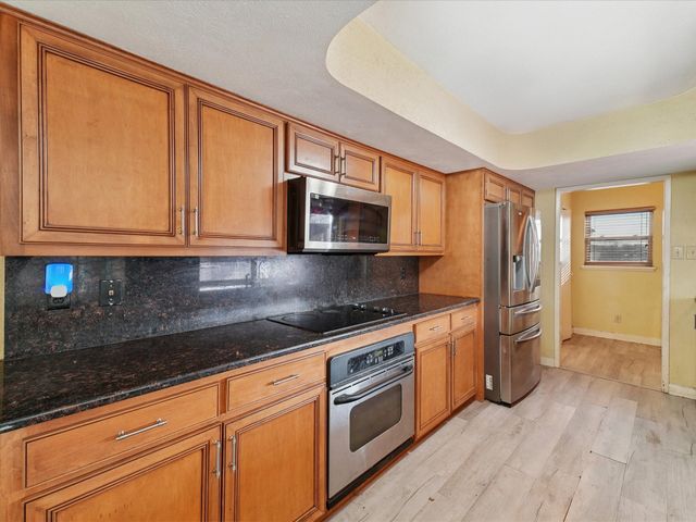 4316 Woodbluff Drive, Mesquite, TX 75150