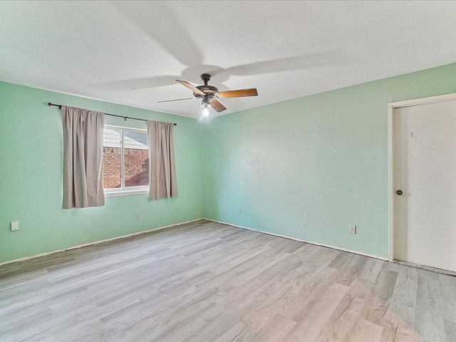 4316 Woodbluff Drive, Mesquite, TX 75150