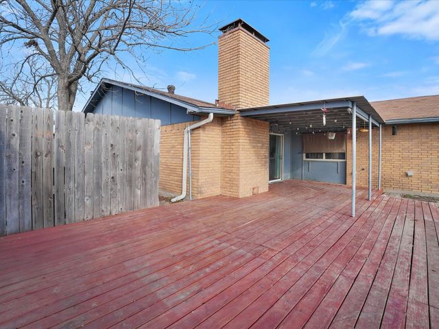 4316 Woodbluff Drive, Mesquite, TX 75150