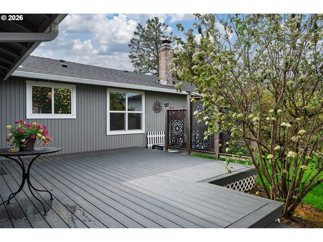 1452 Ne CENTURION Dr, Gresham, OR 97030