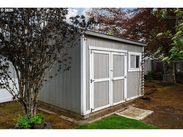 1452 Ne CENTURION Dr, Gresham, OR 97030