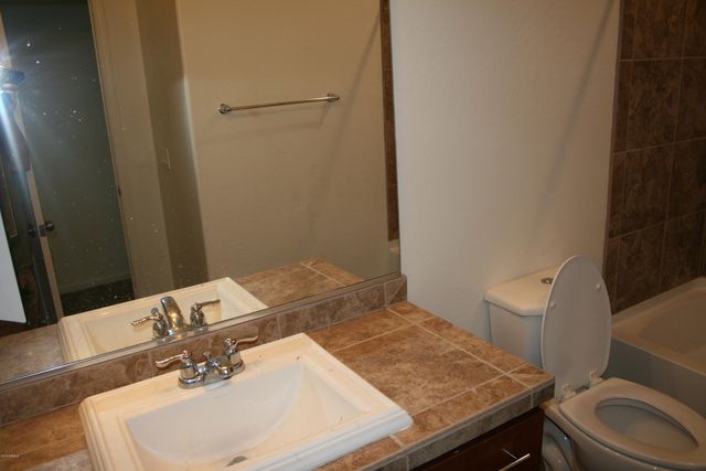 10765 W BRONCO Trail, Peoria, AZ 85383