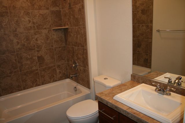 10765 W BRONCO Trail, Peoria, AZ 85383