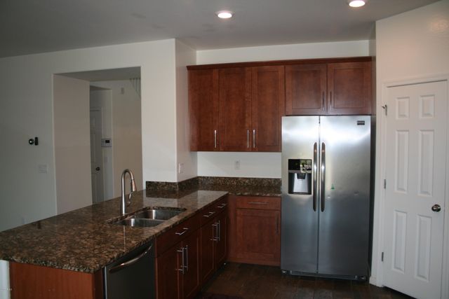 10765 W BRONCO Trail, Peoria, AZ 85383