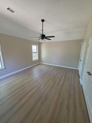 5570 PATSY CIR W, Memphis, TN 38125