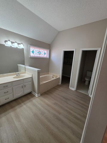 5570 PATSY CIR W, Memphis, TN 38125