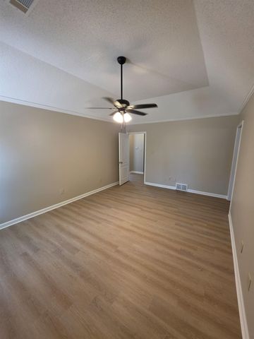 5570 PATSY CIR W, Memphis, TN 38125