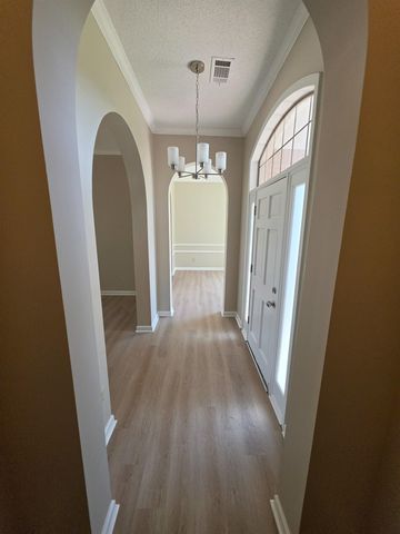 5570 PATSY CIR W, Memphis, TN 38125