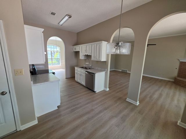 5570 PATSY CIR W, Memphis, TN 38125