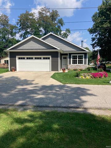 23649 Nora Street, Elkhart, IN 46516