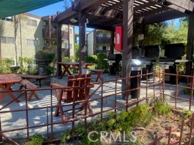 5840 Benner 103, Los Angeles, CA 90042