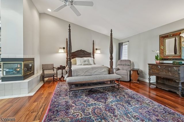 51 Mill Pond Rd 51, Woodland Park, NJ 07424