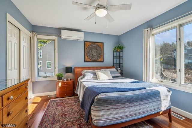 51 Mill Pond Rd 51, Woodland Park, NJ 07424