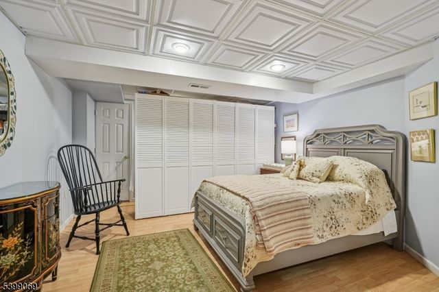 51 Mill Pond Rd 51, Woodland Park, NJ 07424