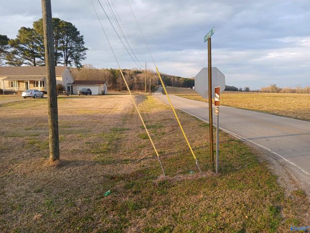 26 Sharpford Road, Somerville, AL 35670