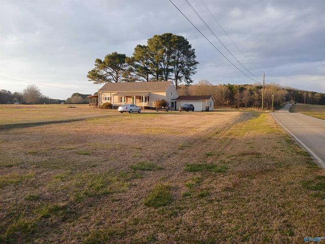 26 Sharpford Road, Somerville, AL 35670