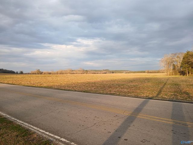 26 Sharpford Road, Somerville, AL 35670