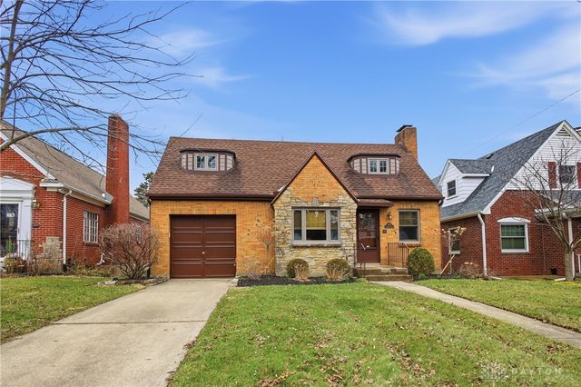 235 Claranna Avenue, Oakwood, OH 45419