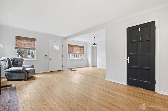 235 Claranna Avenue, Oakwood, OH 45419