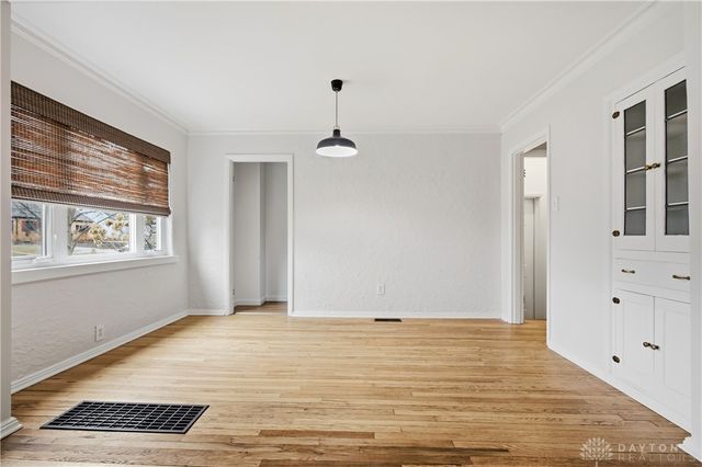 235 Claranna Avenue, Oakwood, OH 45419