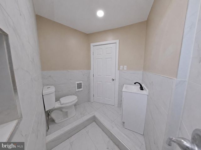 3019 D ST, Philadelphia, PA 19134