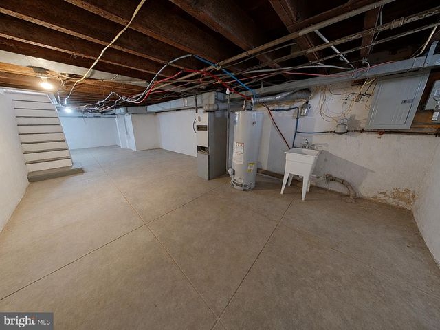 3019 D ST, Philadelphia, PA 19134