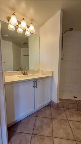 4177 N Haverhill Rd 814, West Palm Beach, FL 33417