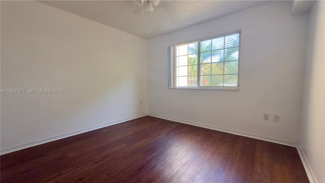 4177 N Haverhill Rd 814, West Palm Beach, FL 33417