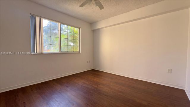 4177 N Haverhill Rd 814, West Palm Beach, FL 33417