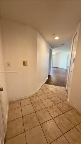 4177 N Haverhill Rd 814, West Palm Beach, FL 33417