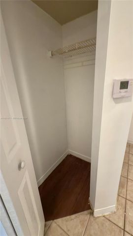 4177 N Haverhill Rd 814, West Palm Beach, FL 33417