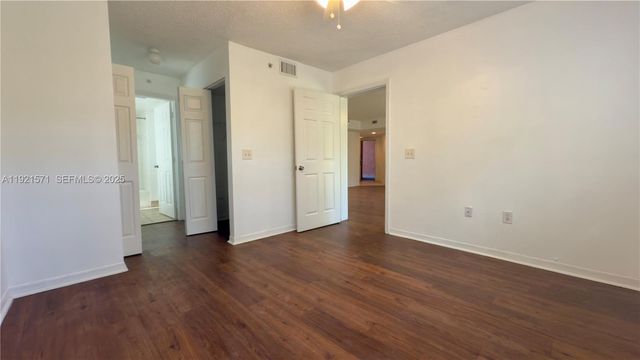 4177 N Haverhill Rd 814, West Palm Beach, FL 33417