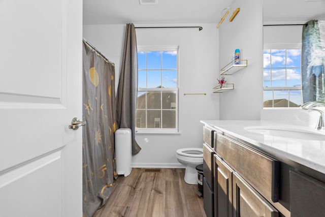 668 Braemore Lane, Yorkville, IL 60560