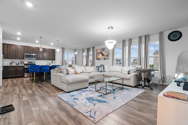 668 Braemore Lane, Yorkville, IL 60560