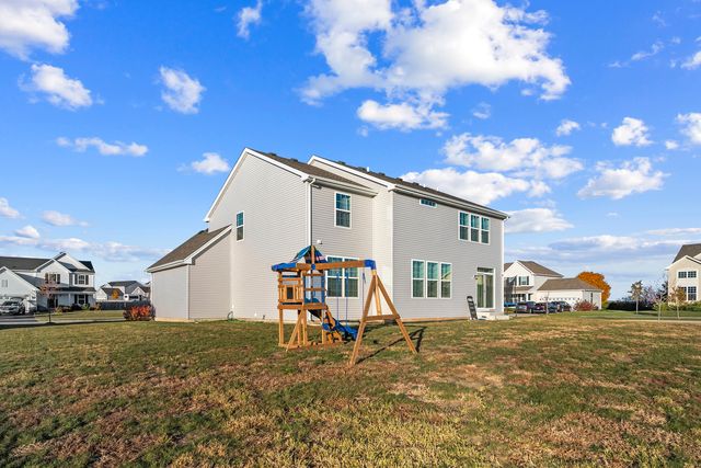 668 Braemore Lane, Yorkville, IL 60560