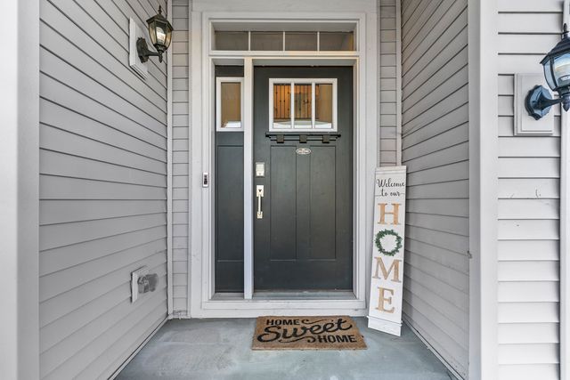 668 Braemore Lane, Yorkville, IL 60560