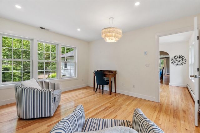 230 Harrington Ave, Concord, MA 01742