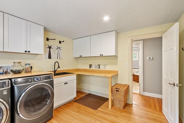 230 Harrington Ave, Concord, MA 01742