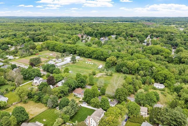 230 Harrington Ave, Concord, MA 01742