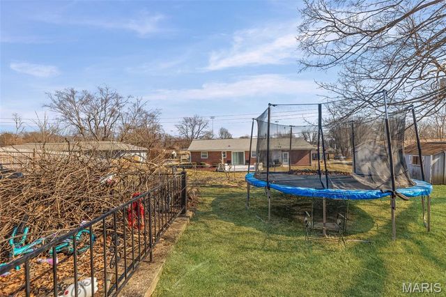 112 Freedom Drive, Belleville, IL 62226