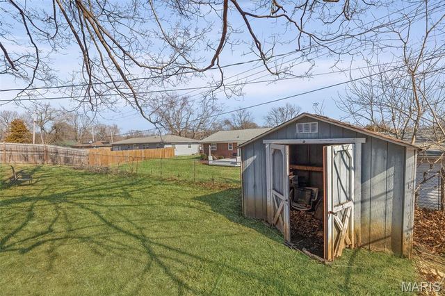 112 Freedom Drive, Belleville, IL 62226