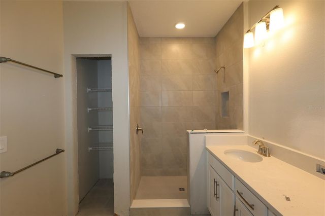 17329 BEACHGRASS ALLEY, Winter Garden, FL 34787