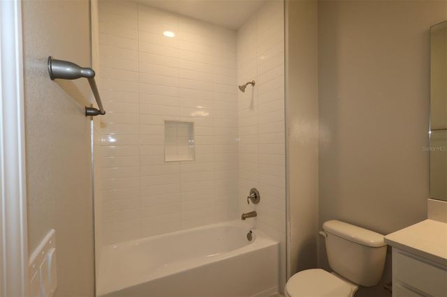 17329 BEACHGRASS ALLEY, Winter Garden, FL 34787