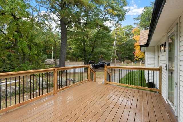14 Brook St, Ayer, MA 01432