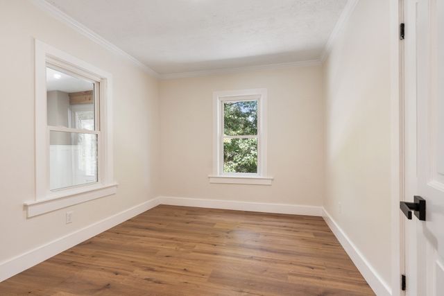14 Brook St, Ayer, MA 01432