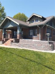 1019 Vandalia Street, Collinsville, IL 62234