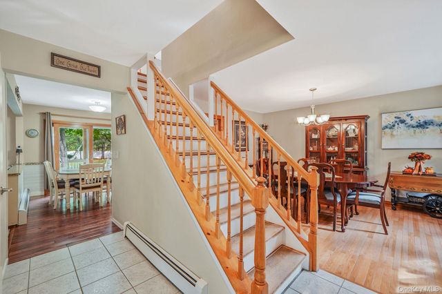 3 Avon Avenue, Port Jefferson Station, NY 11776